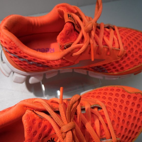 Women's Size 6 Reebox Orange RealFlex SmoothFlex - Picture 6 of 16